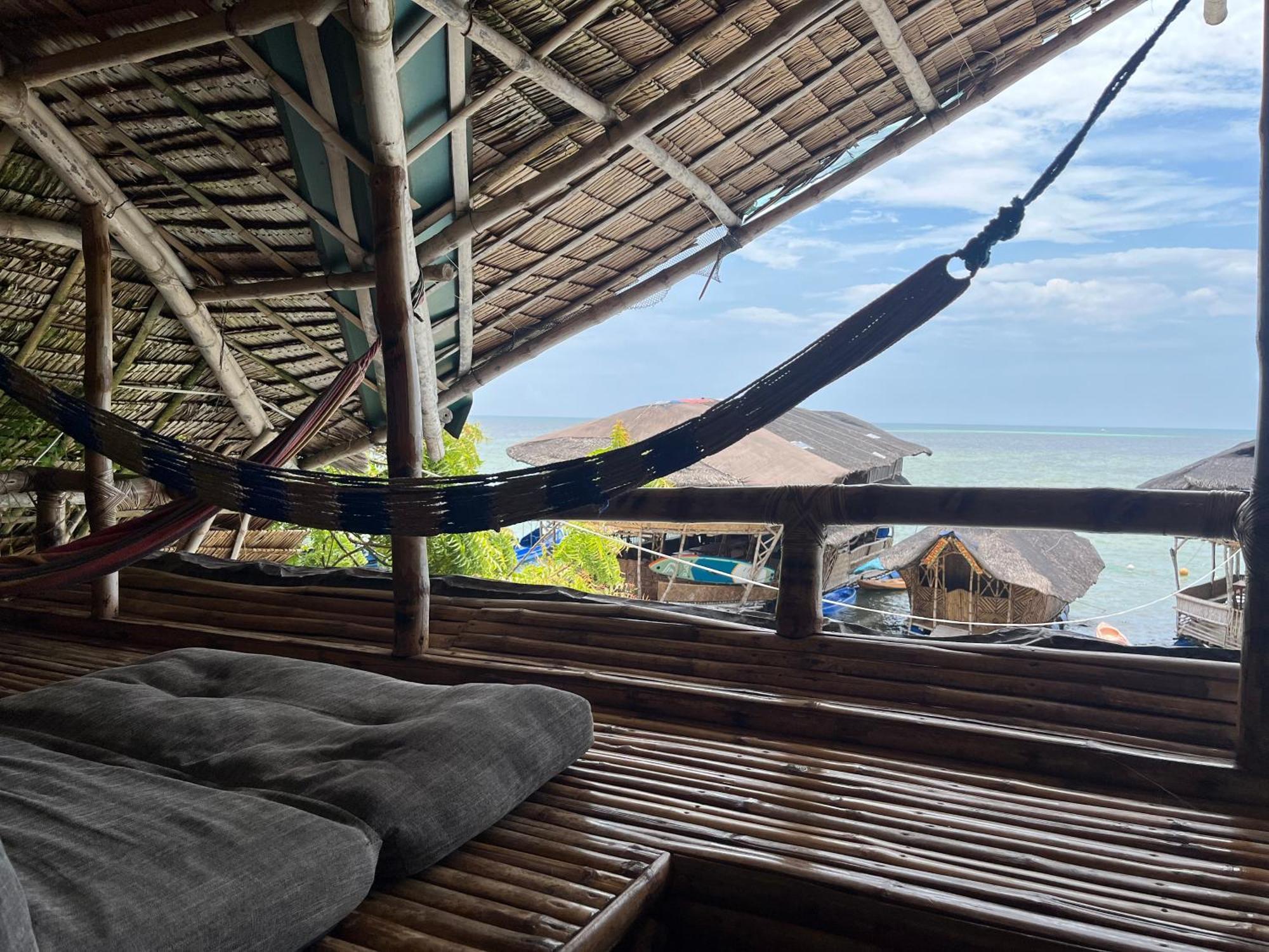 Bamboo Nest Beachfront Puerto Princesa Exterior foto